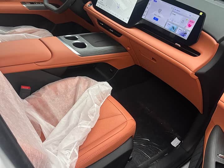 Photo 2 - Changan CS75 Plus