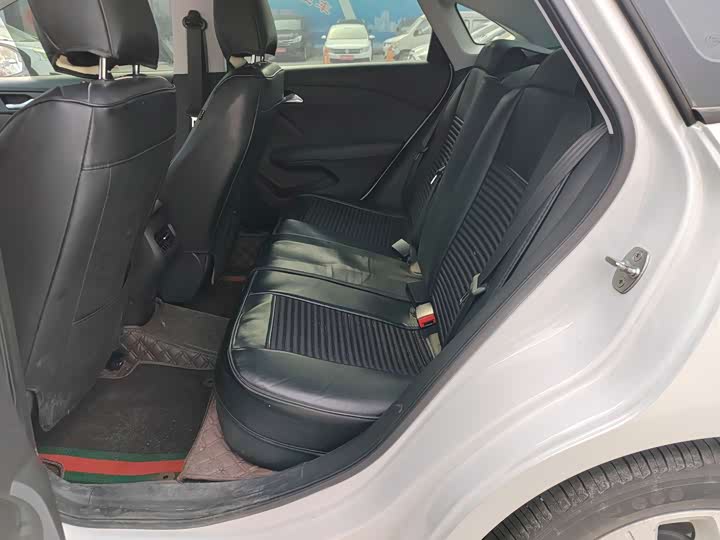 Фото 8 - Chevrolet Monza