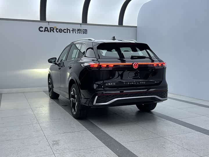 Фото 3 - Volkswagen Tiguan L Pro