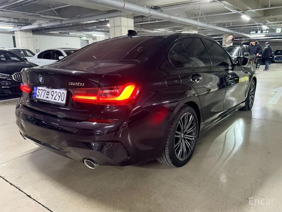 Фото 2 - BMW 3 Series