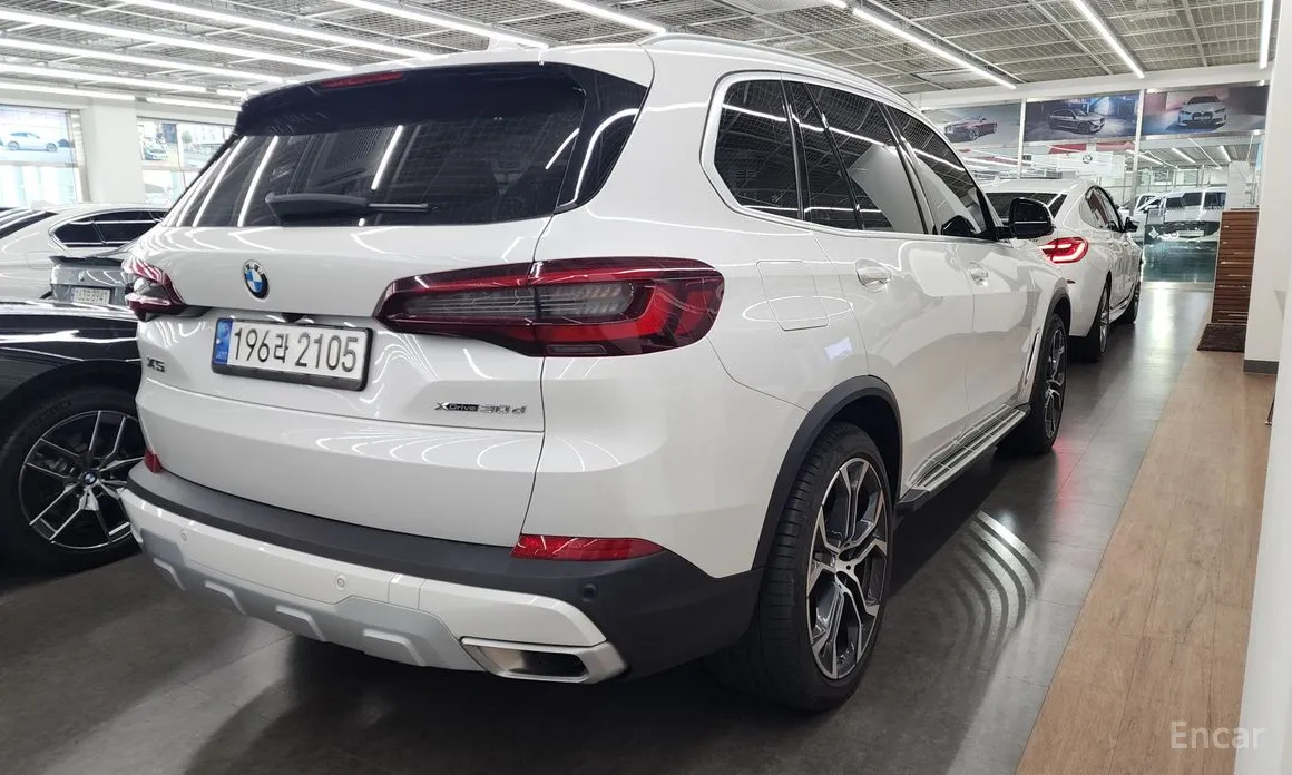 Фото 2 - BMW X5