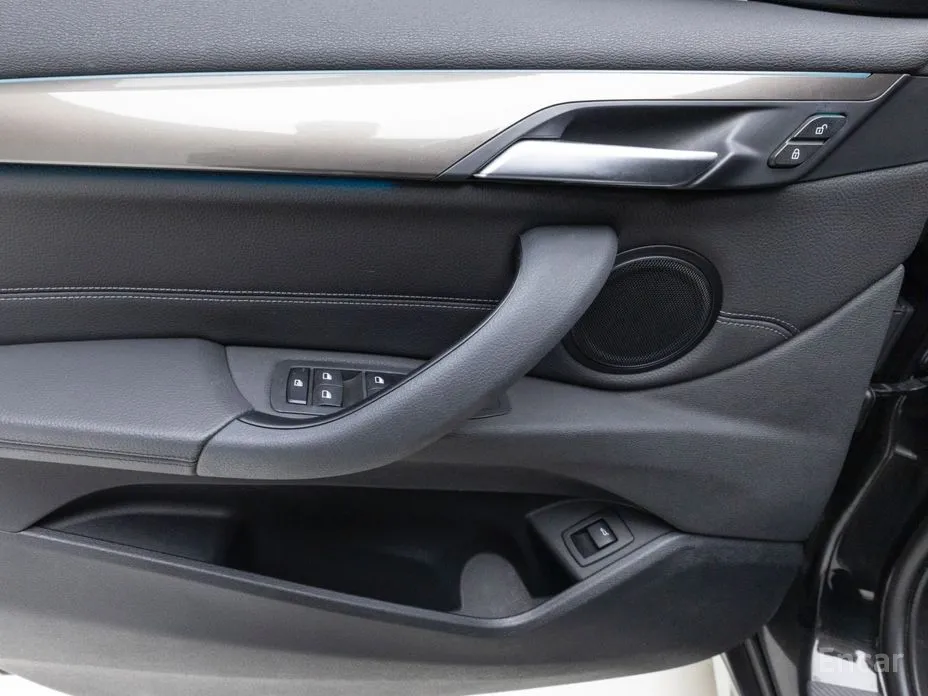 Фото 12 - BMW X1