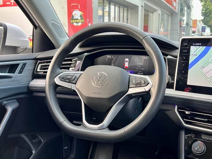 Фото 8 - Volkswagen Sagitar L