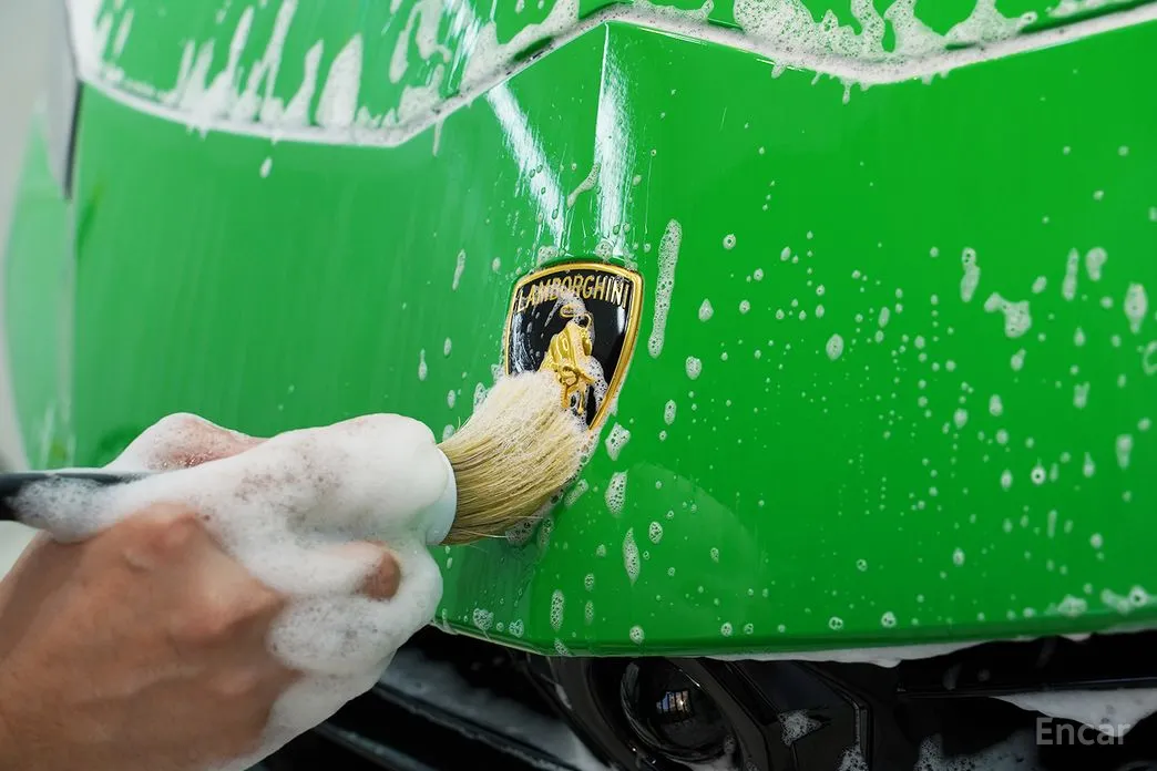 Фото 7 - Lamborghini Urus