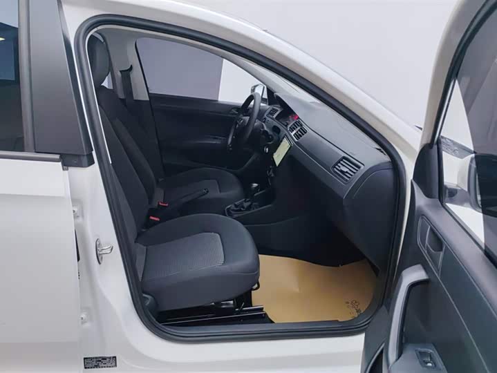 Фото 8 - Volkswagen Santana