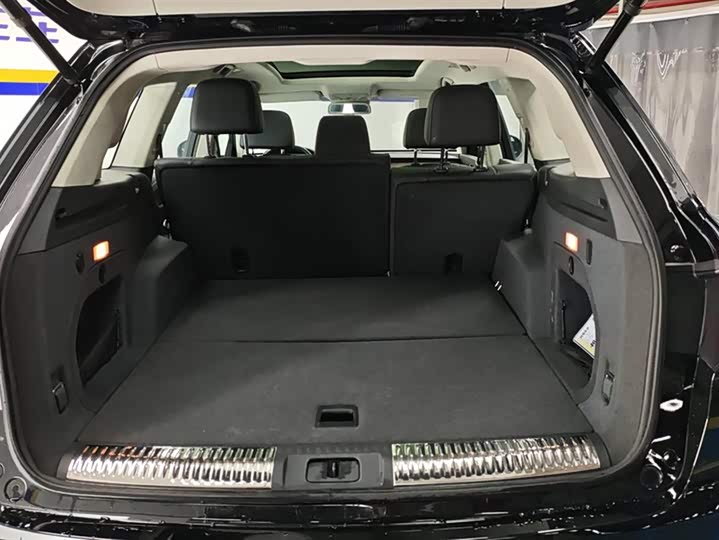 Фото 4 - Hongqi HS7