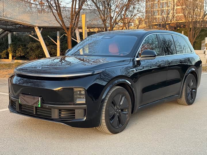 Фото 1 - LiXiang L8