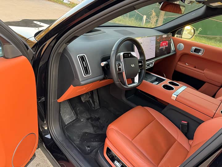 Фото 8 - LiXiang L8