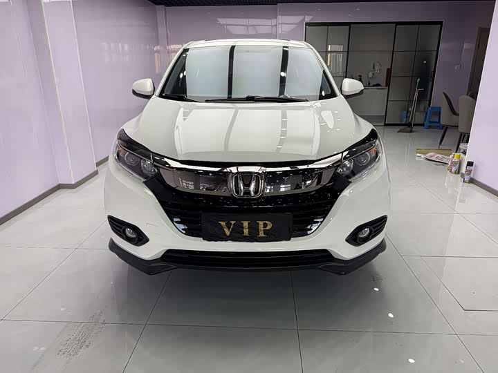 Фото 2 - Honda Vezel