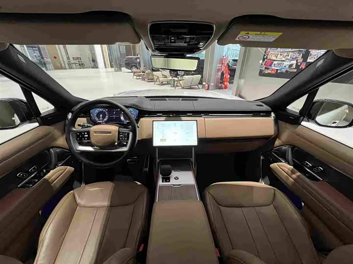 Photo 8 - Land Rover Range Rover