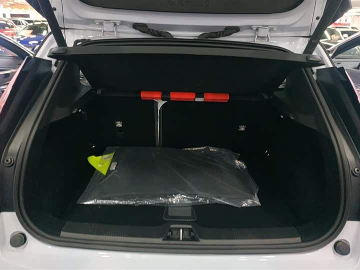 Фото 4 - Volvo EX30