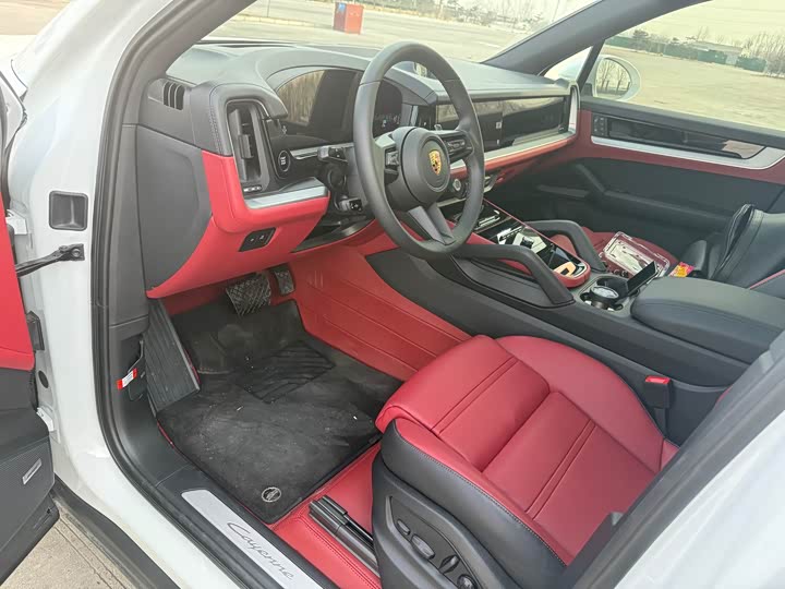 Фото 6 - Porsche Cayenne