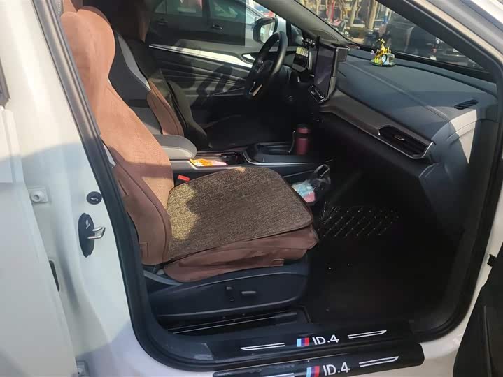 Фото 8 - Volkswagen ID.4 Crozz