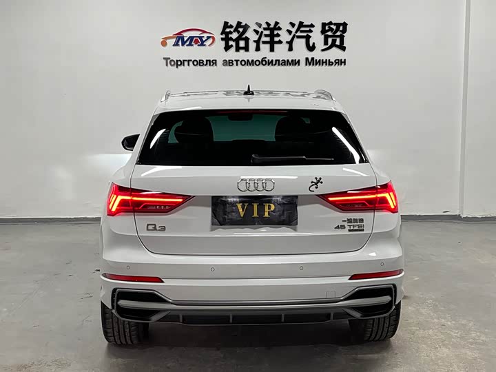 Фото 5 - Audi Q3