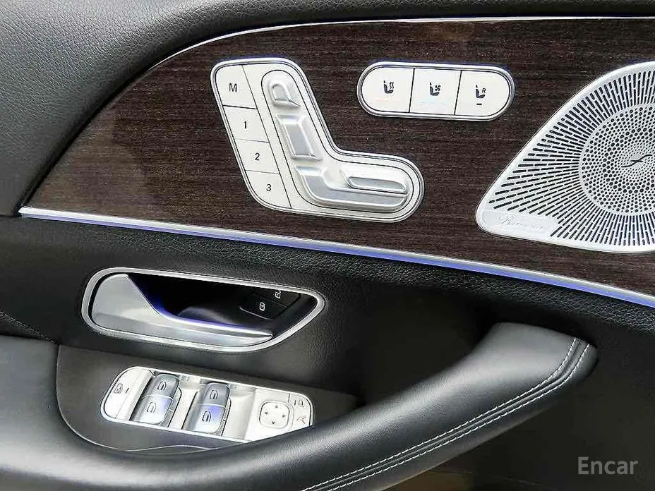 Фото 13 - Mercedes-Benz GLE-Class