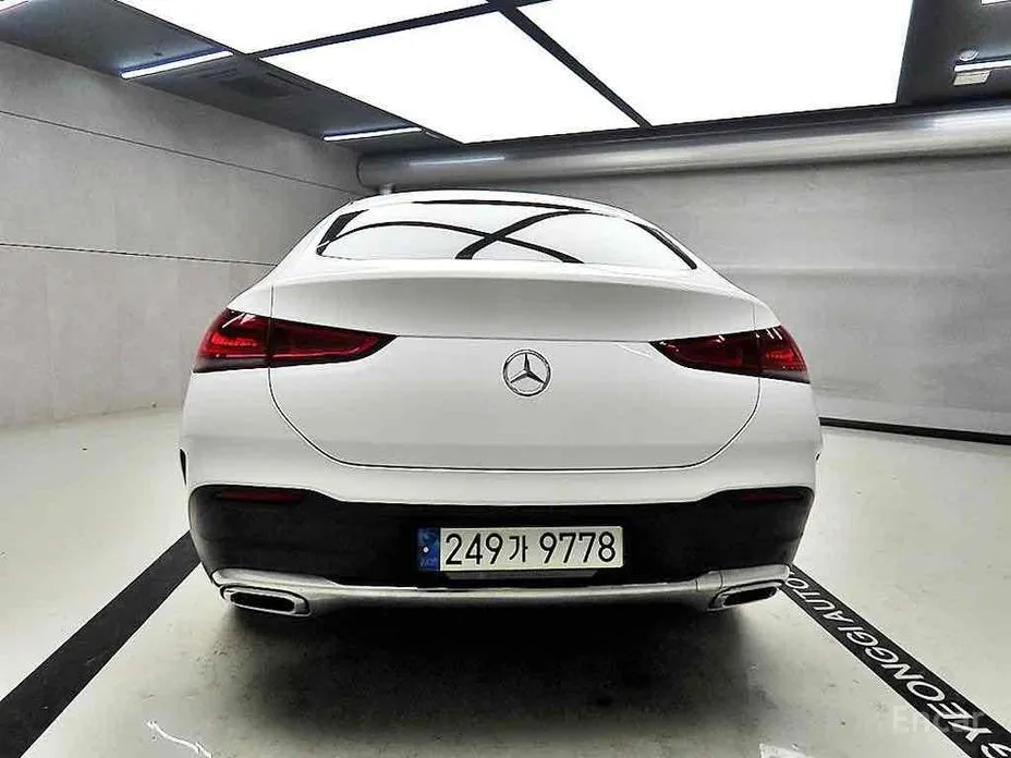 Фото 4 - Mercedes-Benz GLE-Class