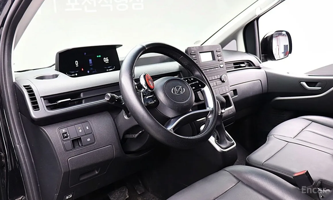 Фото 10 - Hyundai Staria