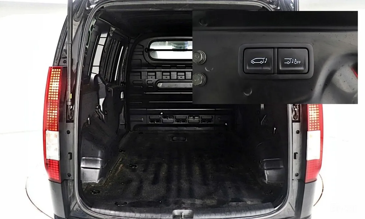 Фото 12 - Hyundai Staria