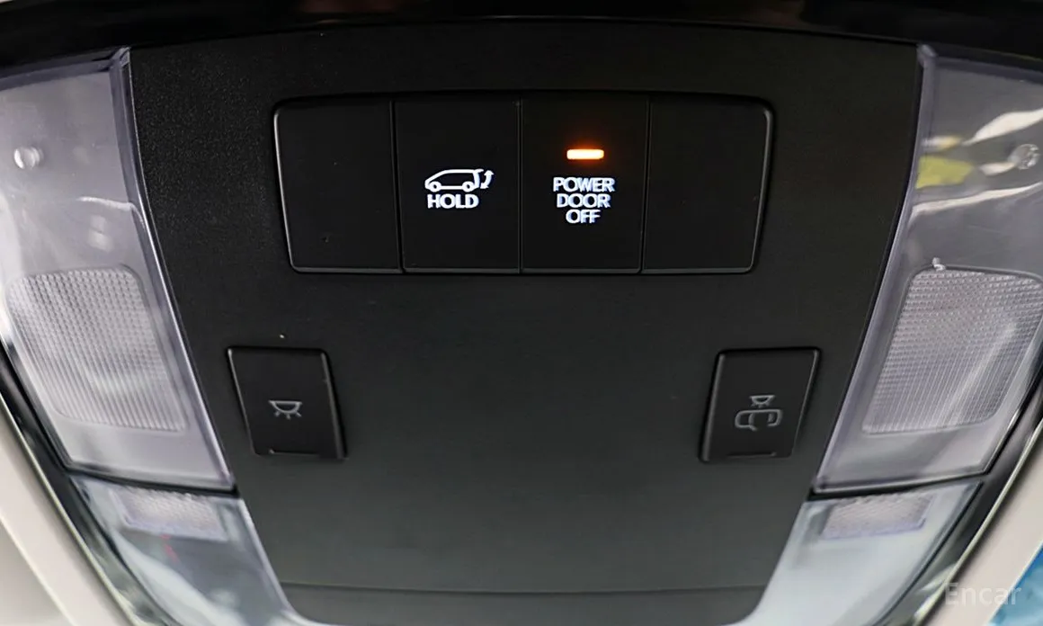 Фото 17 - Hyundai Staria