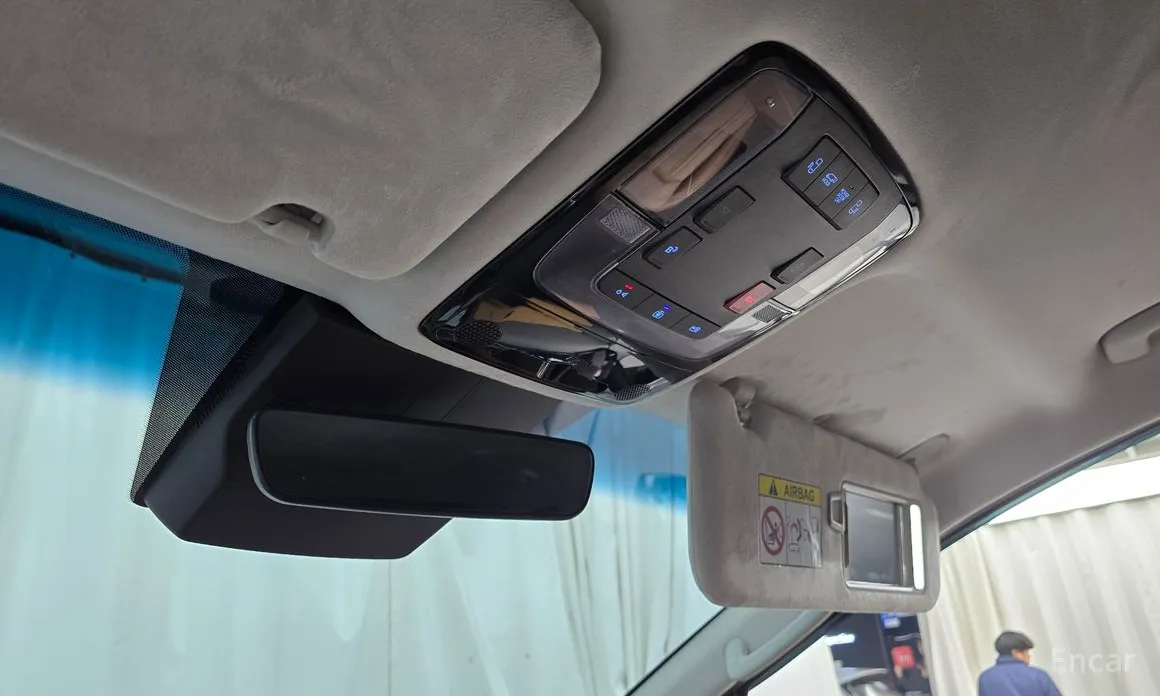 Фото 17 - Hyundai Staria