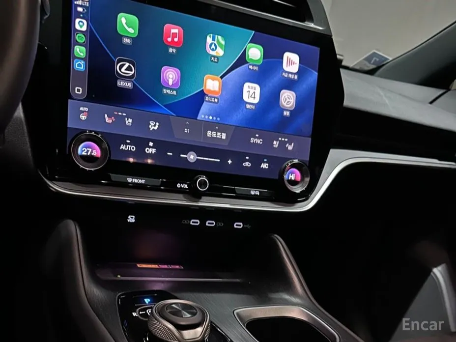 Фото 5 - Lexus RZ