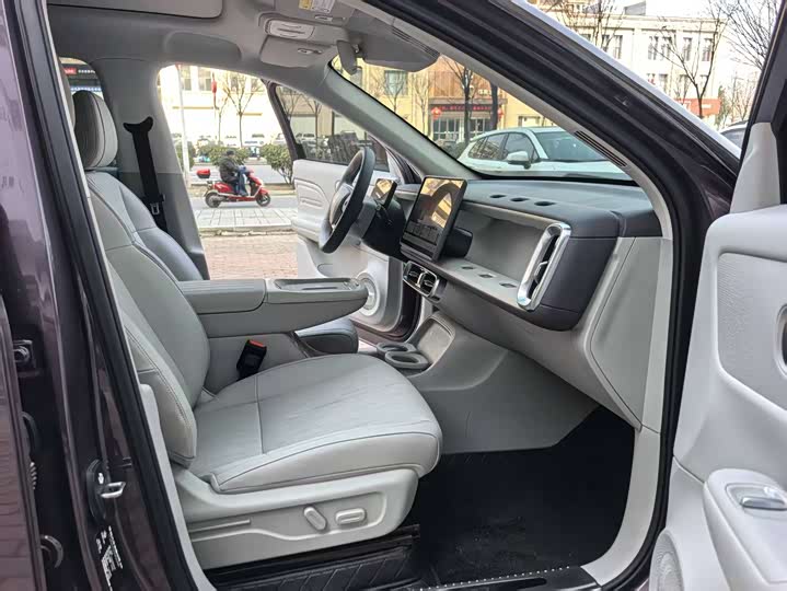 Фото 8 - Leapmotor B10