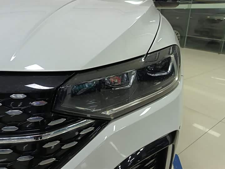 Фото 5 - Volkswagen Lavida