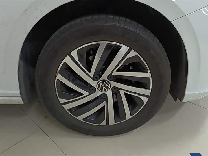 Фото 6 - Volkswagen Lavida