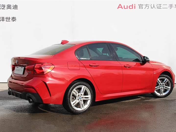 Фото 3 - BMW 1 Series