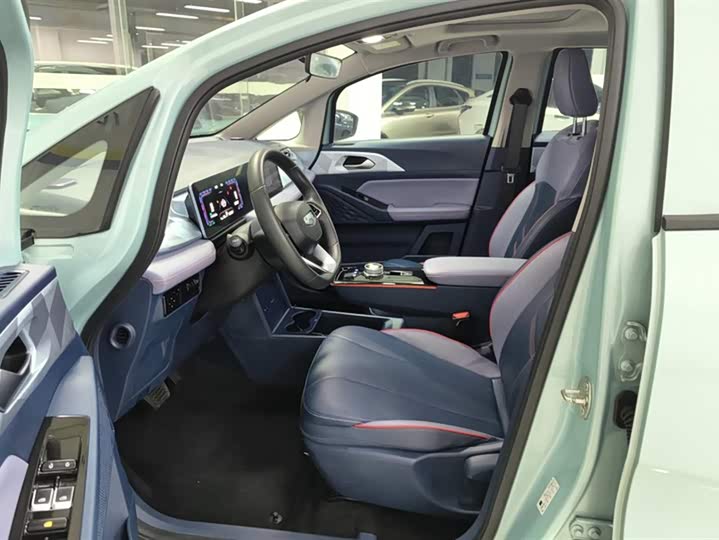 Фото 9 - Geely Geometry E Firefly