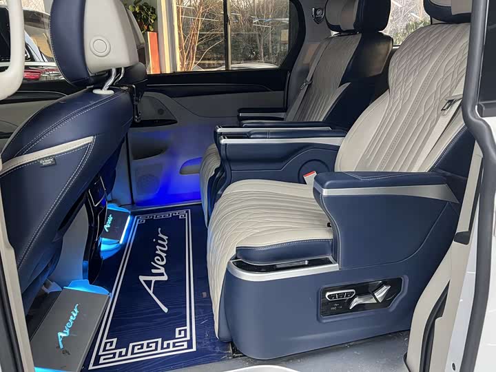 Фото 5 - Buick GL8 ES