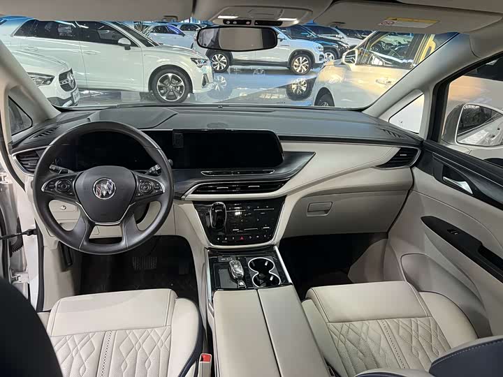 Фото 6 - Buick GL8 ES