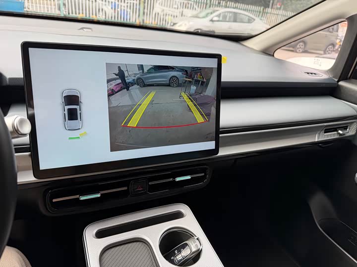 Фото 9 - GAC Aion Y