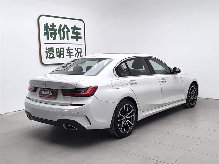 Фото 2 - BMW 3 Series