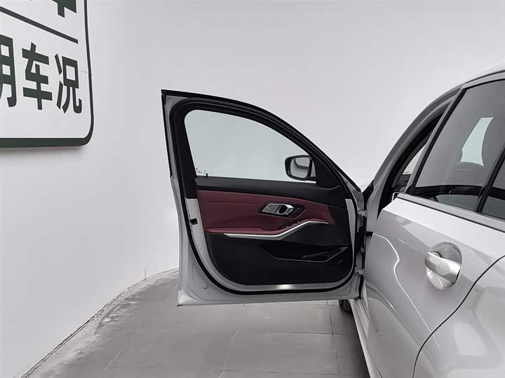 Фото 8 - BMW 3 Series