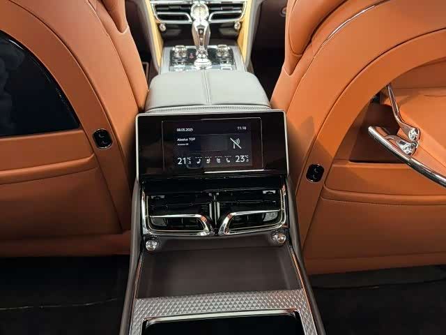 Фото 7 - Bentley Flying Spur