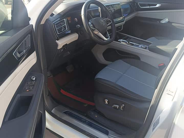 Фото 9 - Volkswagen Teramont Pro