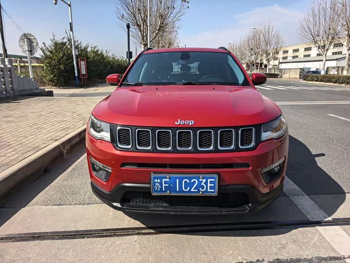 Фото 2 - Jeep Compass