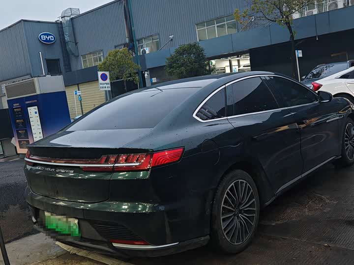 Фото 2 - BYD Han