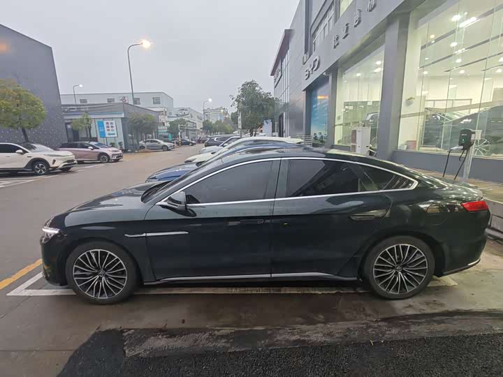 Фото 7 - BYD Han