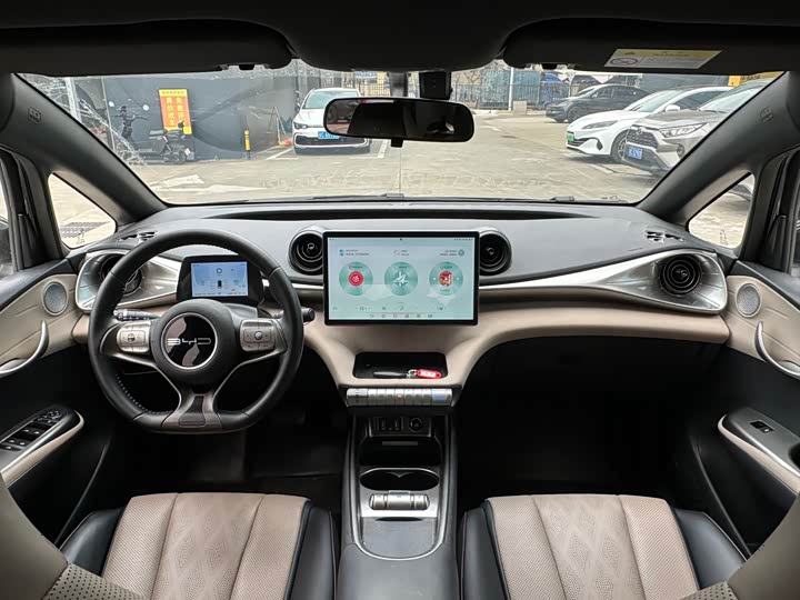 Фото 5 - BYD Dolphin