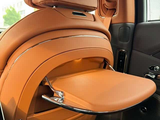 Фото 5 - Bentley Flying Spur