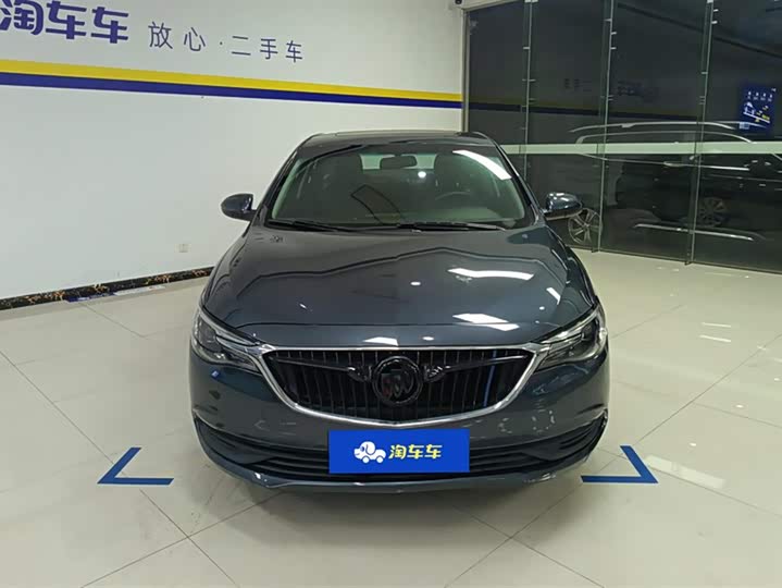 Photo 2 - Buick Excelle GT