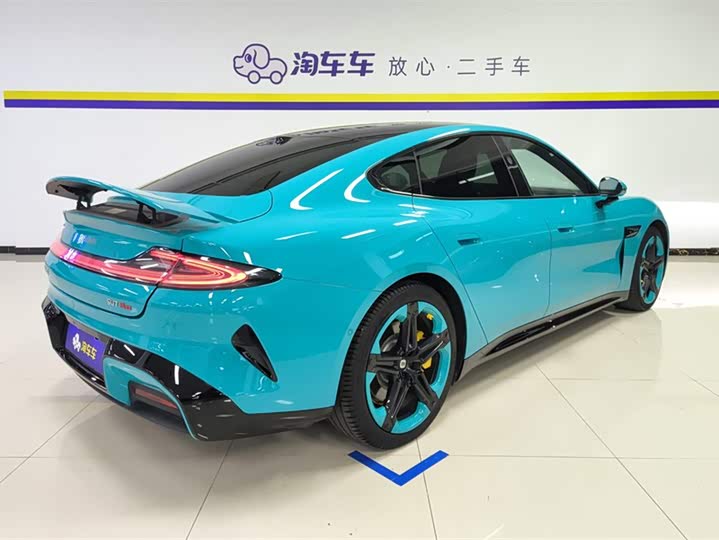 Фото 3 - Xiaomi SU7