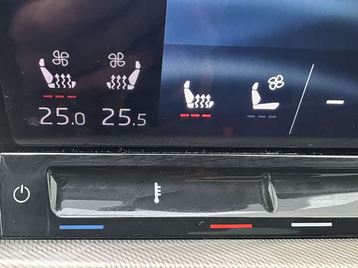 Фото 8 - Skoda Octavia Pro