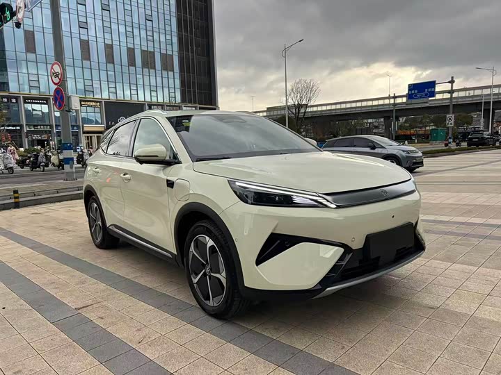 Фото 3 - BYD Yuan Plus