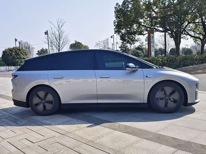 Фото 4 - LiXiang i6