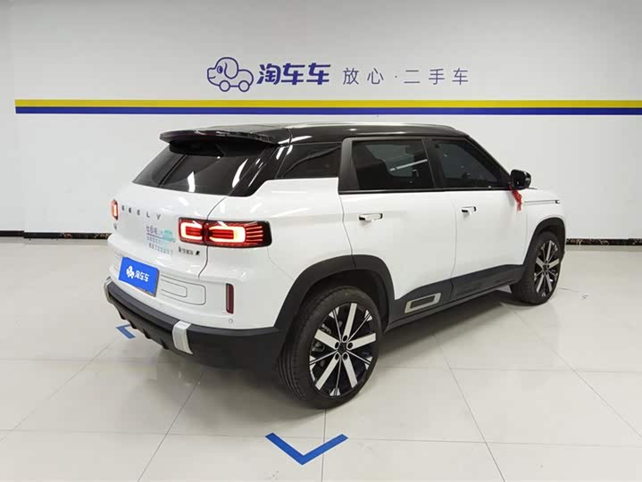 Фото 3 - Geely Icon