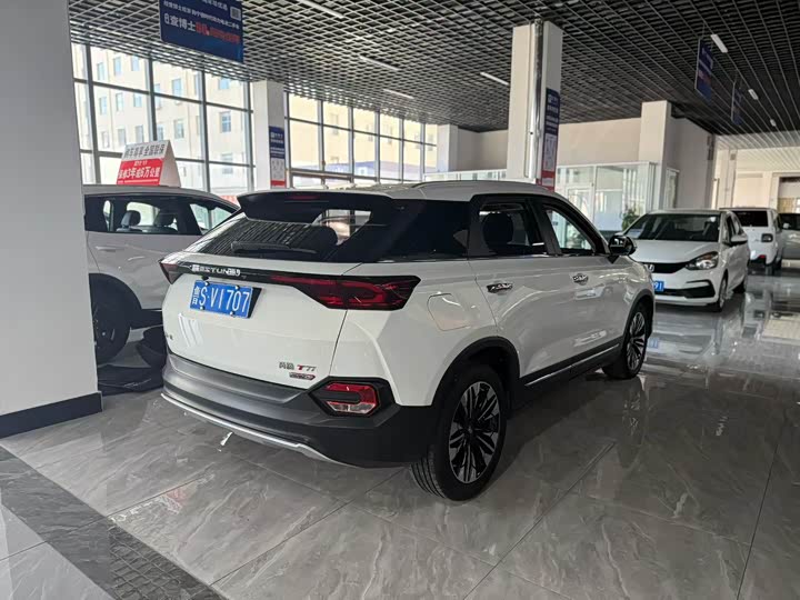 Фото 9 - Bestune T77