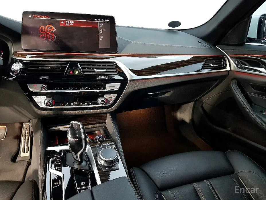 Фото 10 - BMW 5 Series